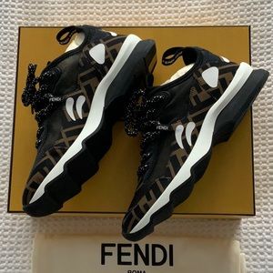 Fendi ffreedom technical mesh sneakers 6.5